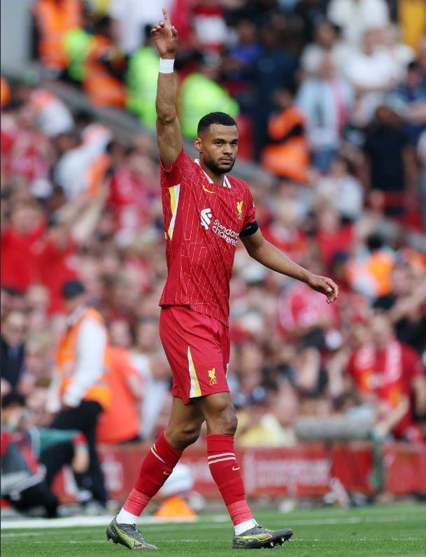 0-2到2-2！客场逼平利物浦，阿森纳终结3连败，安菲尔德狂嘘太子