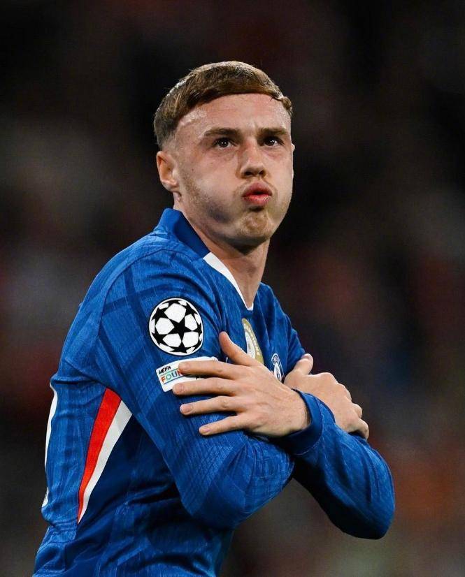 从2-0到2-2!帕尔默传射+错失空门绝杀,伦敦雨夜切尔西主场翻车